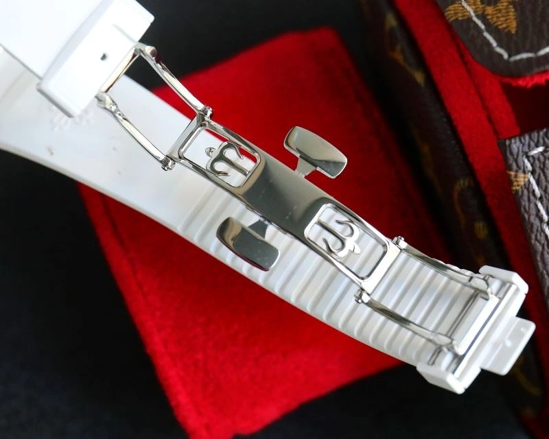 Bold PATEK PHILIPPE Watches 196434