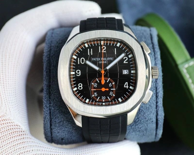 Compact PATEK PHILIPPE Watches 196417