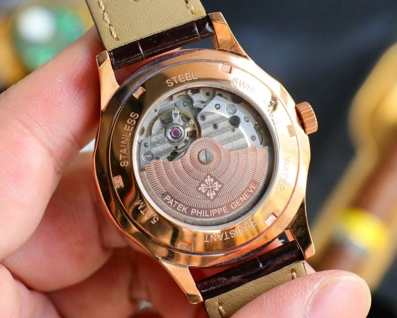 Snug PATEK PHILIPPE Watches 196375