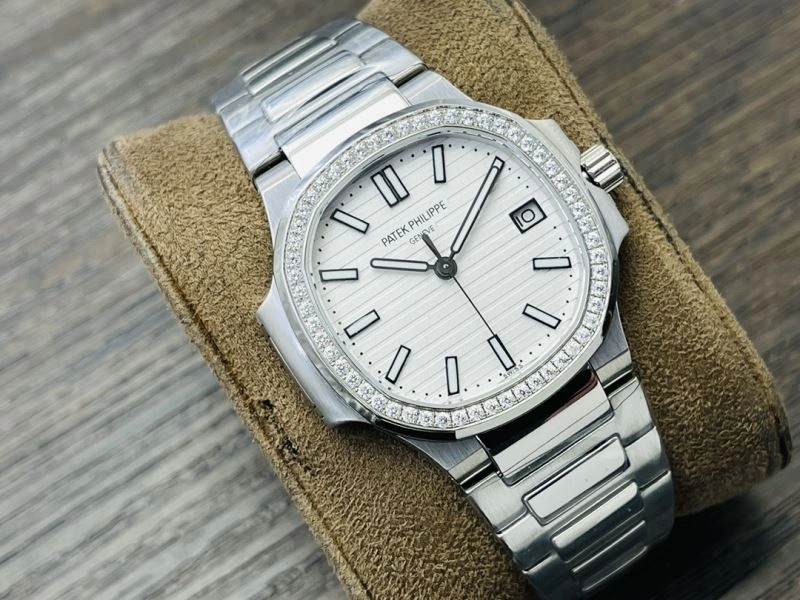 Bold PATEK PHILIPPE Watches 196365