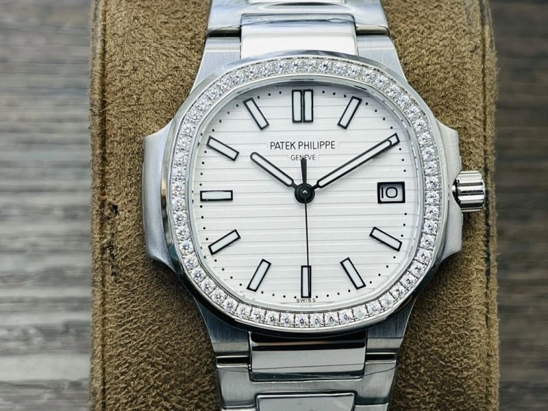 Bold PATEK PHILIPPE Watches 196365