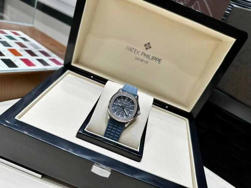 Effortless PATEK PHILIPPE Watches 196330