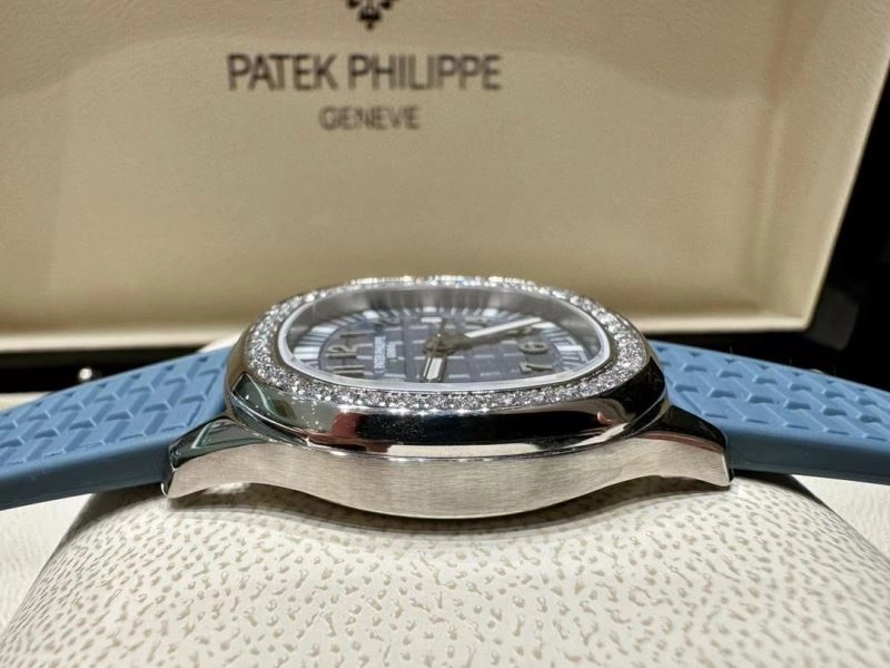Effortless PATEK PHILIPPE Watches 196330