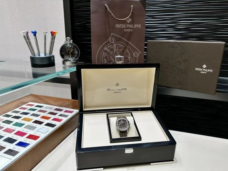Stretchable PATEK PHILIPPE Watches 196325