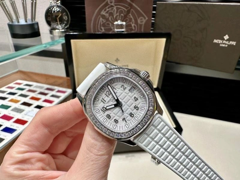 DailyWear PATEK PHILIPPE Watches 196318