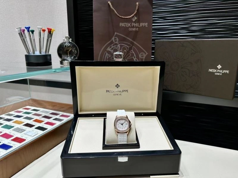 PATEK PHILIPPE Watches Elegant 196323