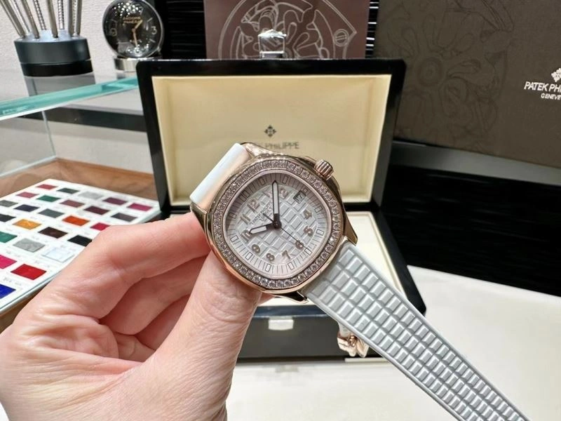 PATEK PHILIPPE Watches Elegant 196323