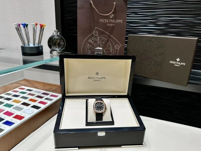 PATEK PHILIPPE Watches Youthful 196317