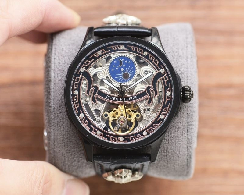 Bold PATEK PHILIPPE Watches 196332