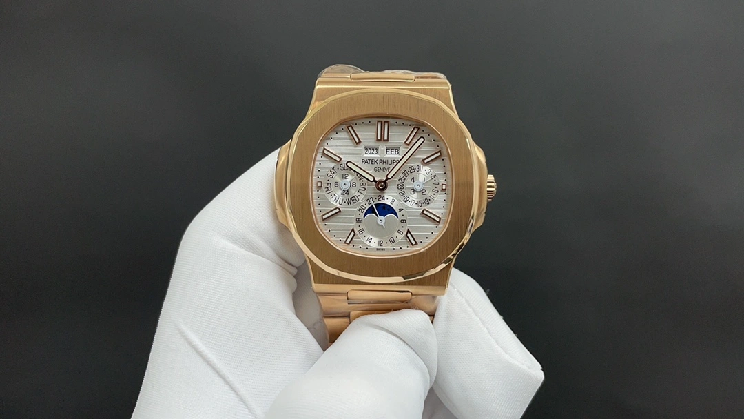 RelaxedFit PATEK PHILIPPE Watches 196271