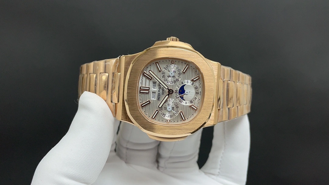 RelaxedFit PATEK PHILIPPE Watches 196271
