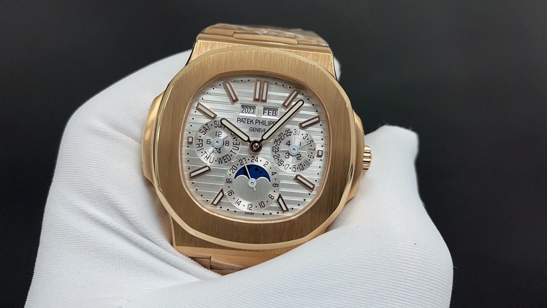 RelaxedFit PATEK PHILIPPE Watches 196271