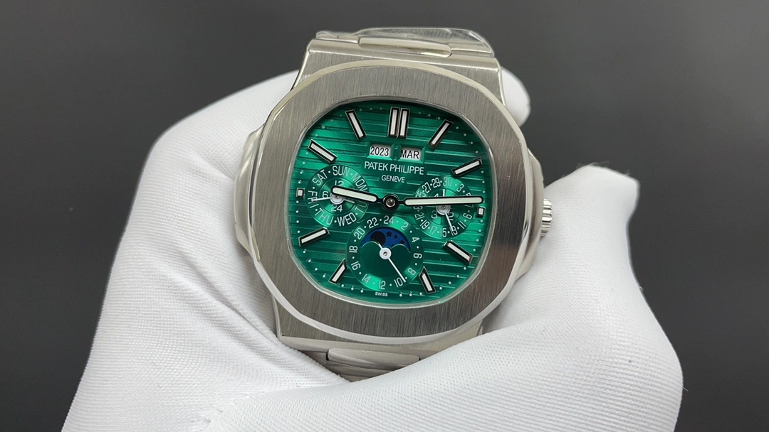 PATEK PHILIPPE Watches Snug 196255