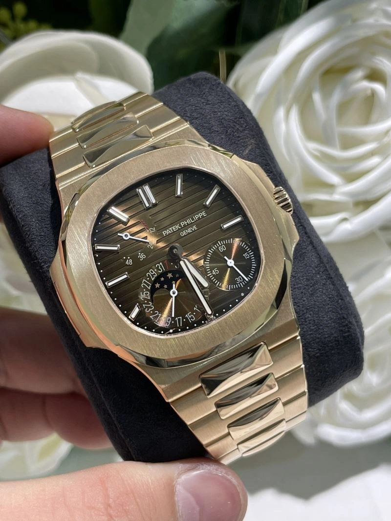 RelaxedFit PATEK PHILIPPE Watches 196175