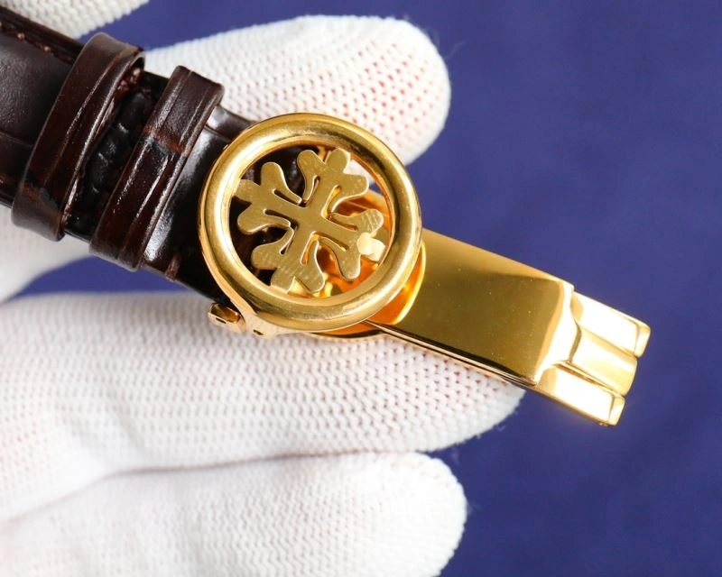 Compact PATEK PHILIPPE Watches 196125