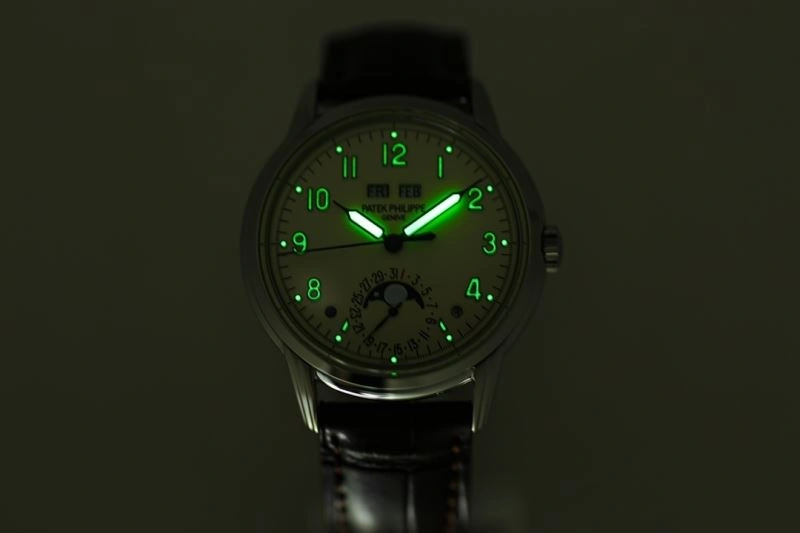 PATEK PHILIPPE Watches FreshLook 196076