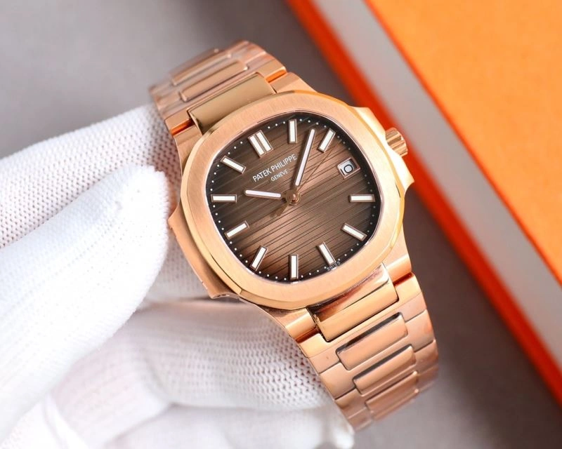 Compact PATEK PHILIPPE Watches 196069