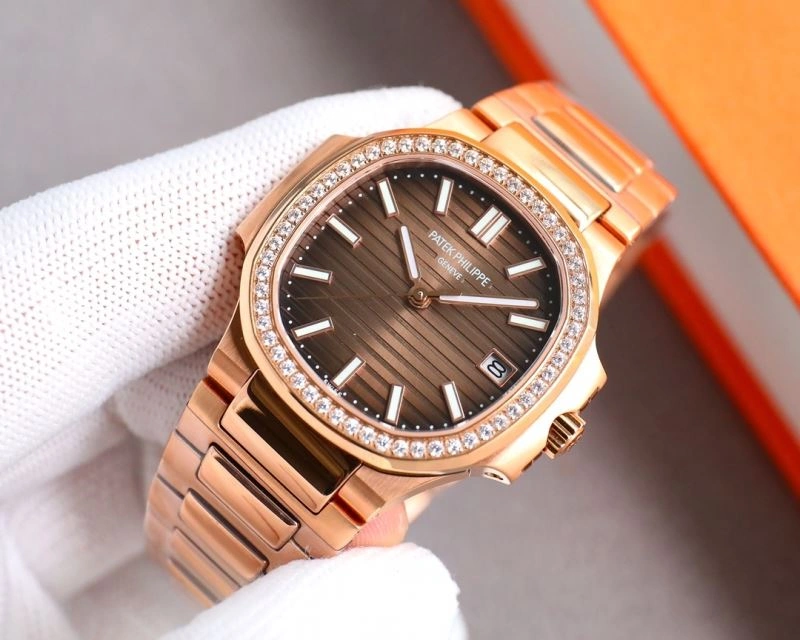 Compact PATEK PHILIPPE Watches 196069
