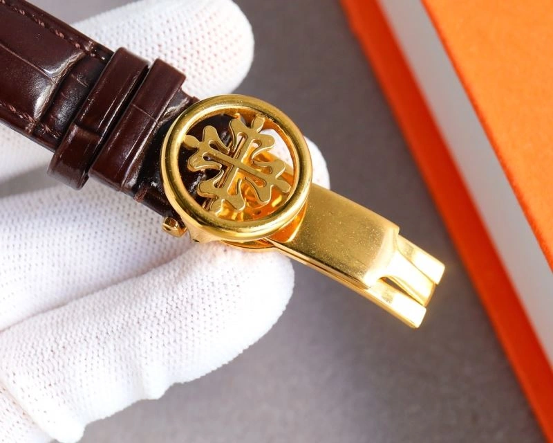 PATEK PHILIPPE Watches ModernLook 196035