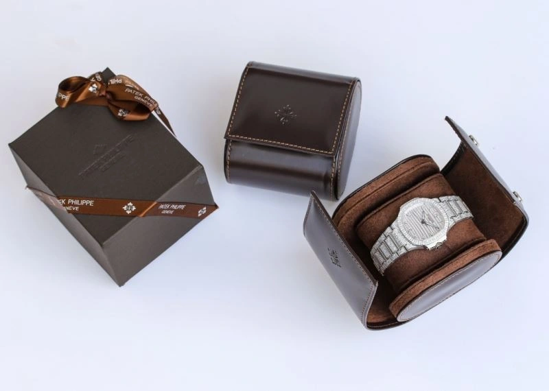 Refined PATEK PHILIPPE Watches 196046