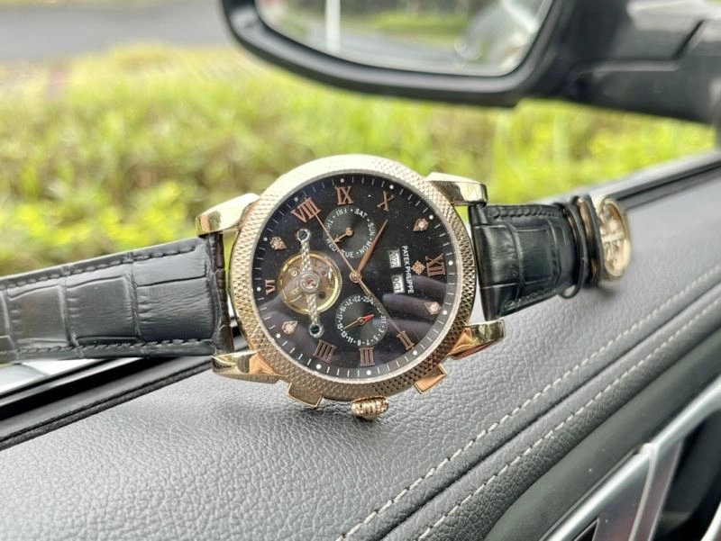 TravelReady PATEK PHILIPPE Watches 195979