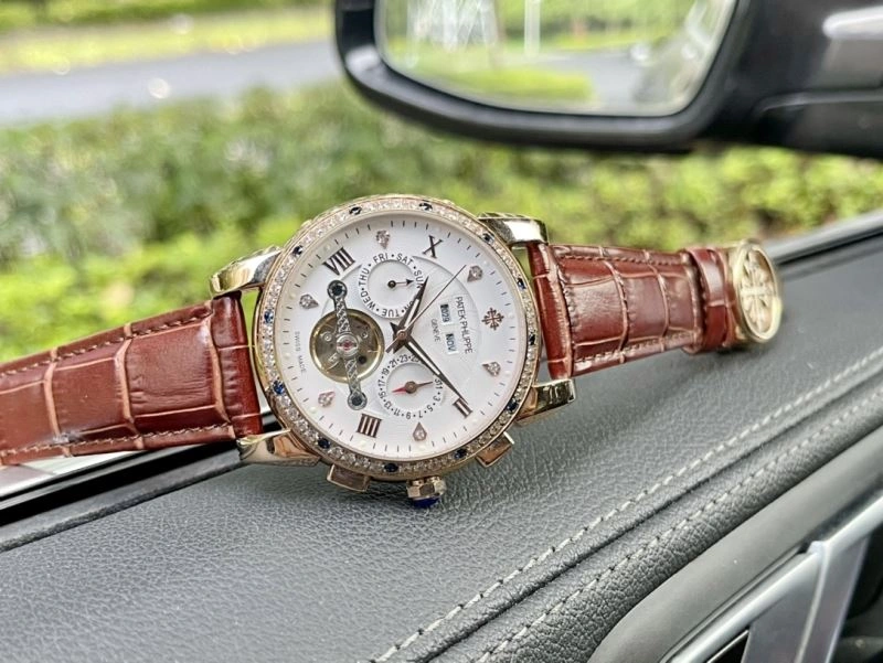 FashionForward PATEK PHILIPPE Watches 195944