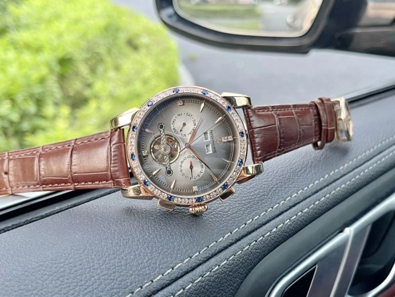 PATEK PHILIPPE Watches Refined 195918