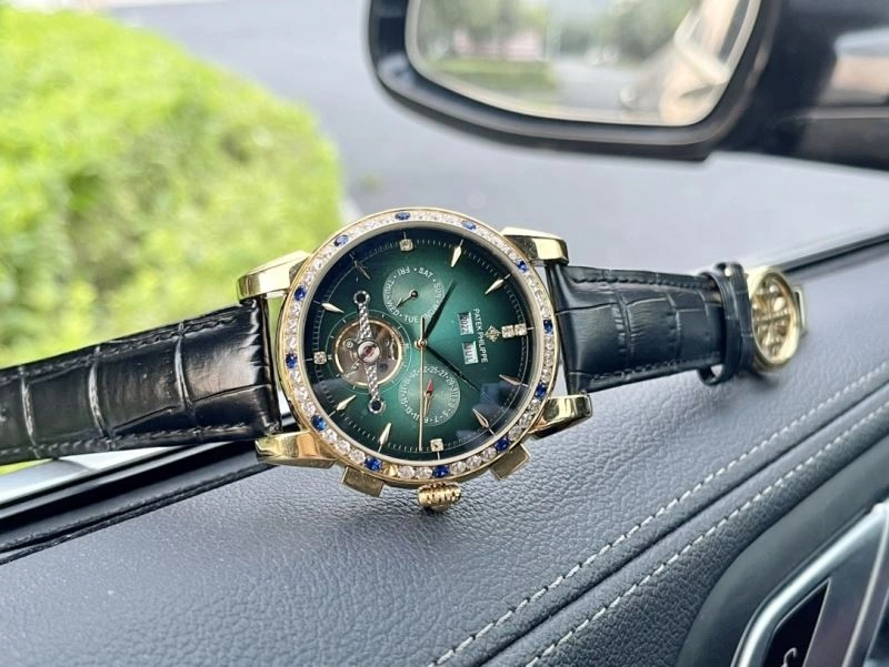 PATEK PHILIPPE Watches Refined 195918