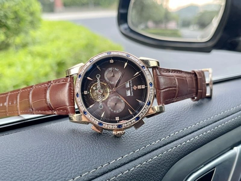 PATEK PHILIPPE Watches Refined 195918