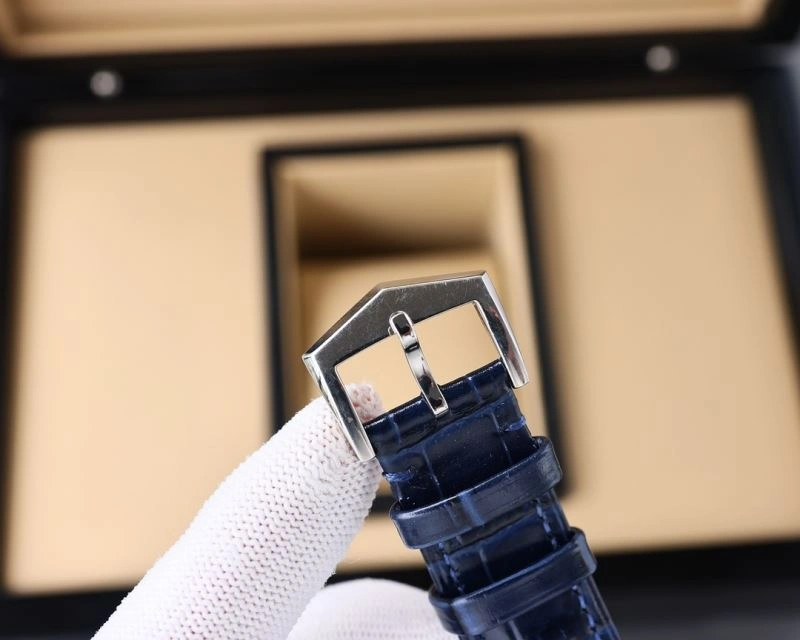 Minimalist PATEK PHILIPPE Watches 195917