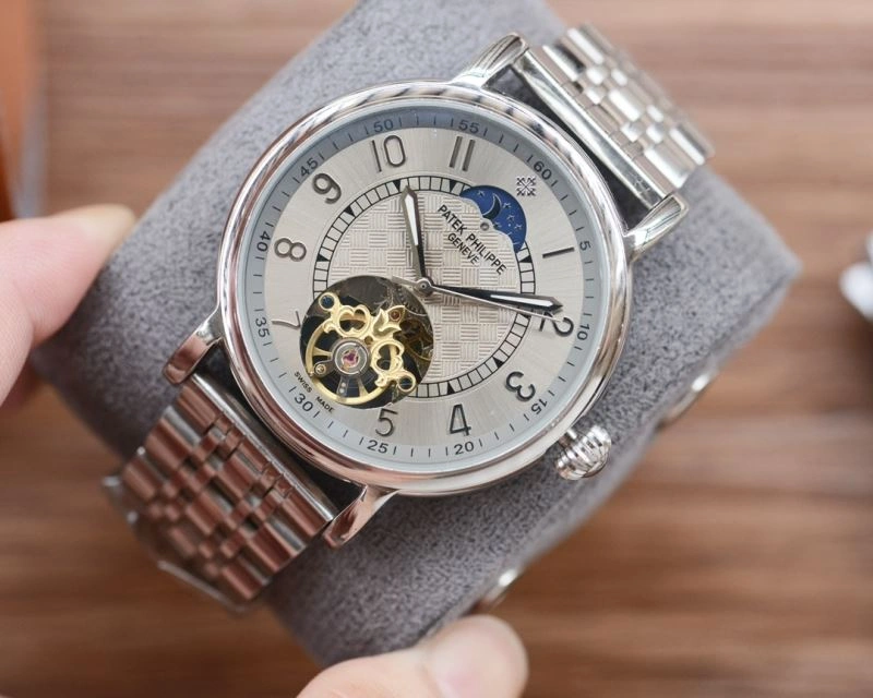 Sporty PATEK PHILIPPE Watches 195452