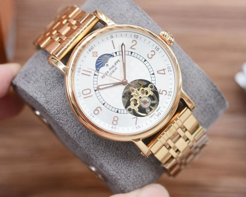 Sporty PATEK PHILIPPE Watches 195452