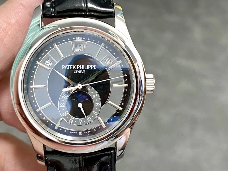 Sporty PATEK PHILIPPE Watches 195265