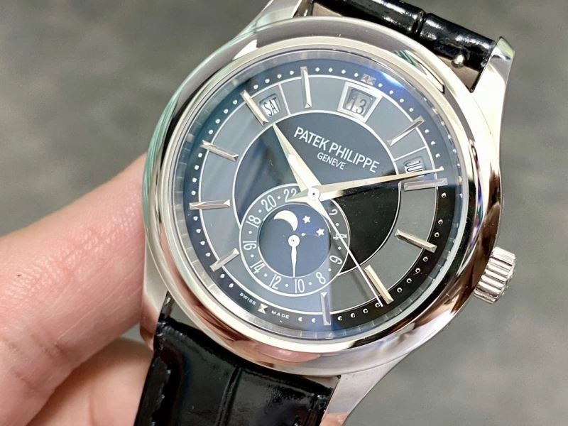 Sporty PATEK PHILIPPE Watches 195265