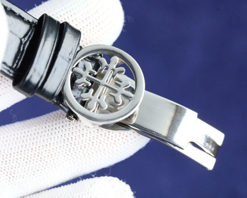 Vibrant PATEK PHILIPPE Watches 195222