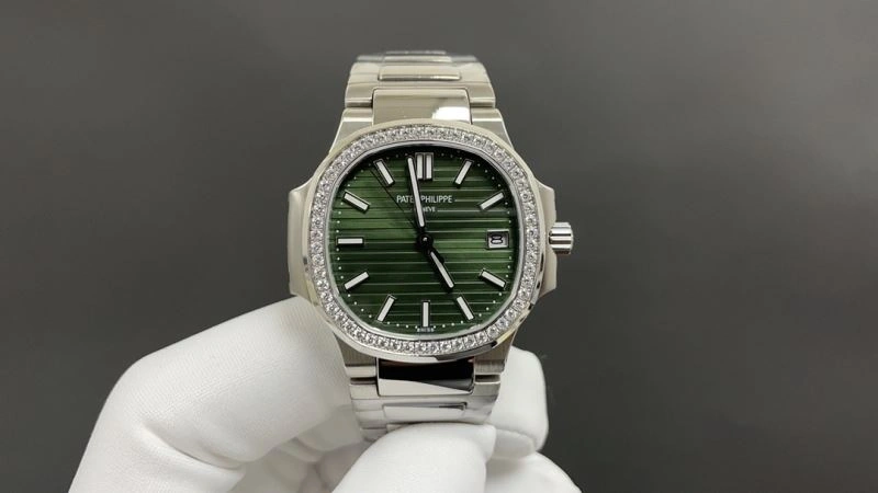 TimelessDesign PATEK PHILIPPE Watches 195210