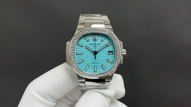 PATEK PHILIPPE Watches FashionForward 195207
