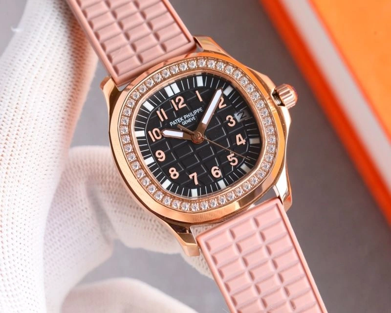 Seasonal PATEK PHILIPPE Watches 195160