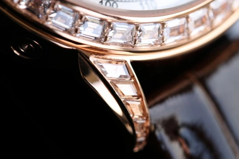 ZipUp PATEK PHILIPPE Watches 195114