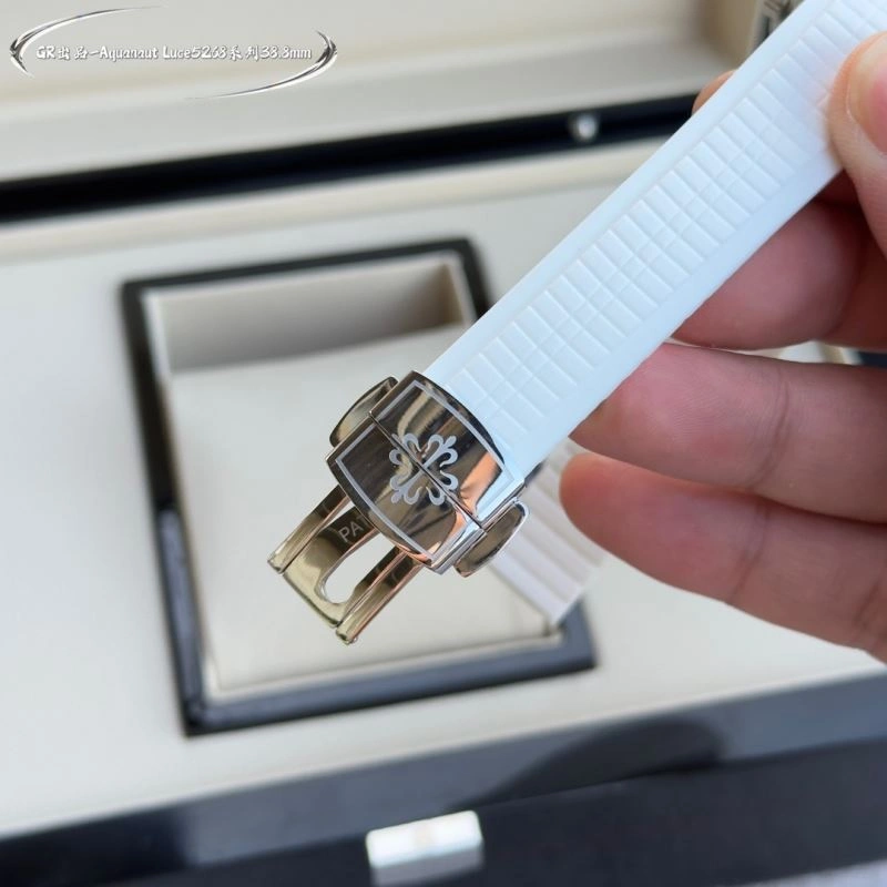 PATEK PHILIPPE Watches UrbanChic 195006