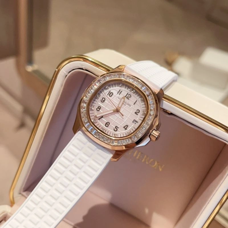 Versatile PATEK PHILIPPE Watches 194963