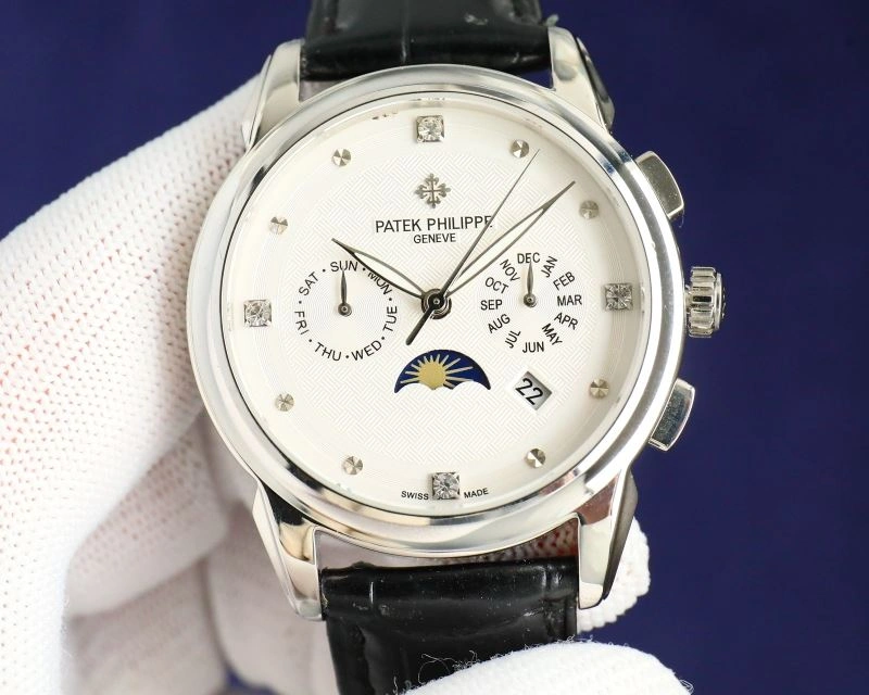 Functional PATEK PHILIPPE Watches 194946