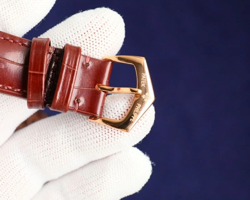 Functional PATEK PHILIPPE Watches 194946