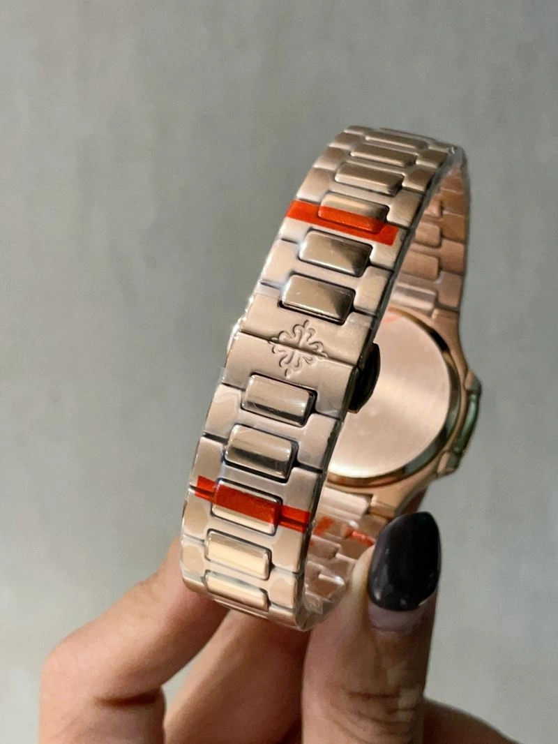 Flexible PATEK PHILIPPE Watches 194930