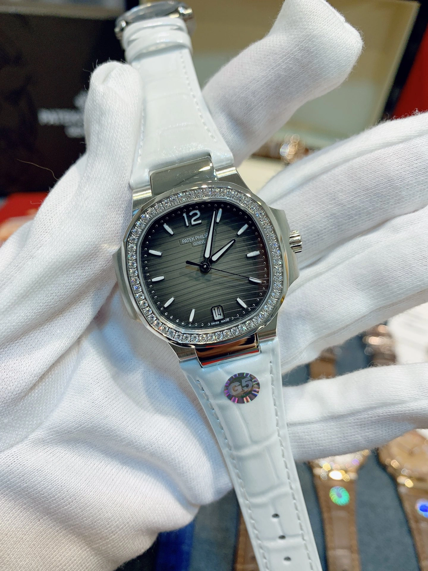 Tailored PATEK PHILIPPE Watches 194874