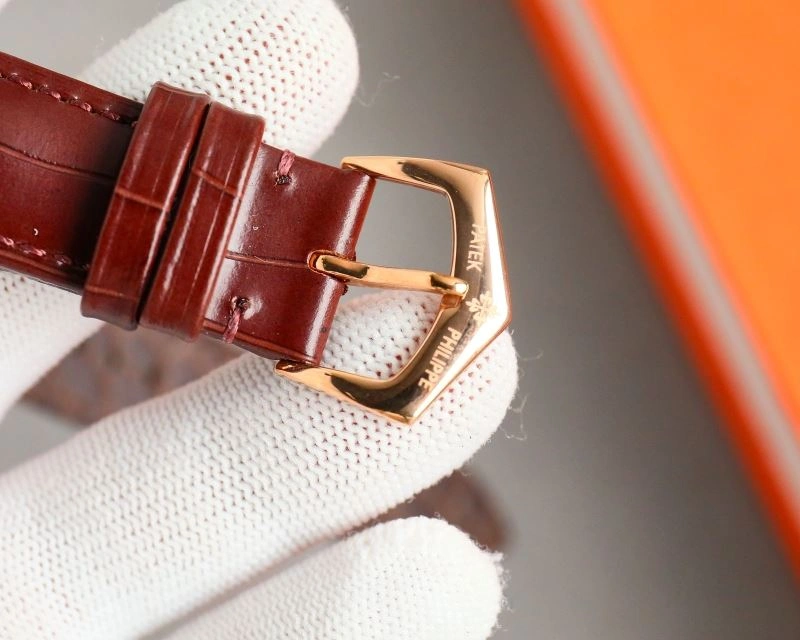 Vibrant PATEK PHILIPPE Watches 194861