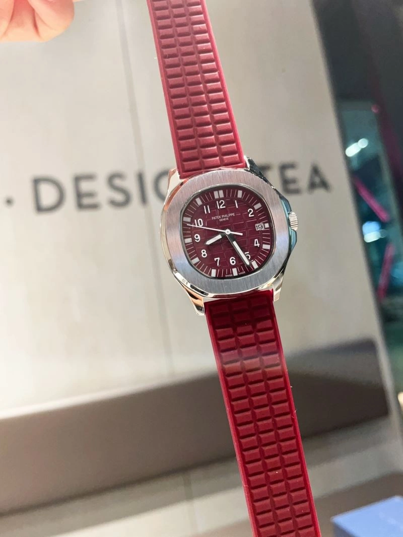 Versatile PATEK PHILIPPE Watches 194453
