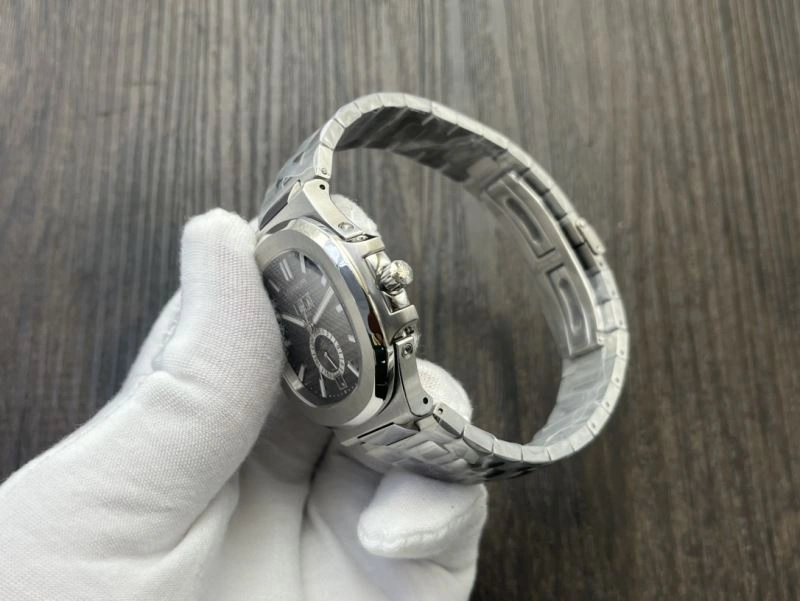 Neat PATEK PHILIPPE Watches 194445