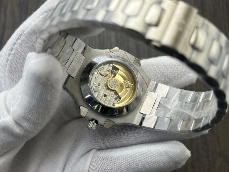 Neat PATEK PHILIPPE Watches 194445