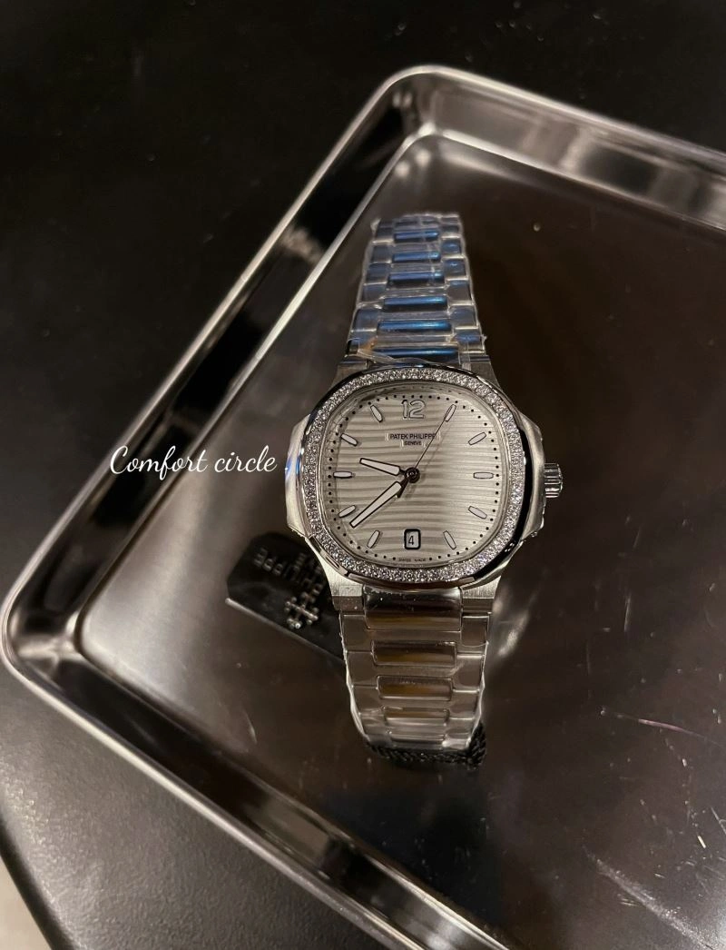 RelaxedFit PATEK PHILIPPE Watches 194449